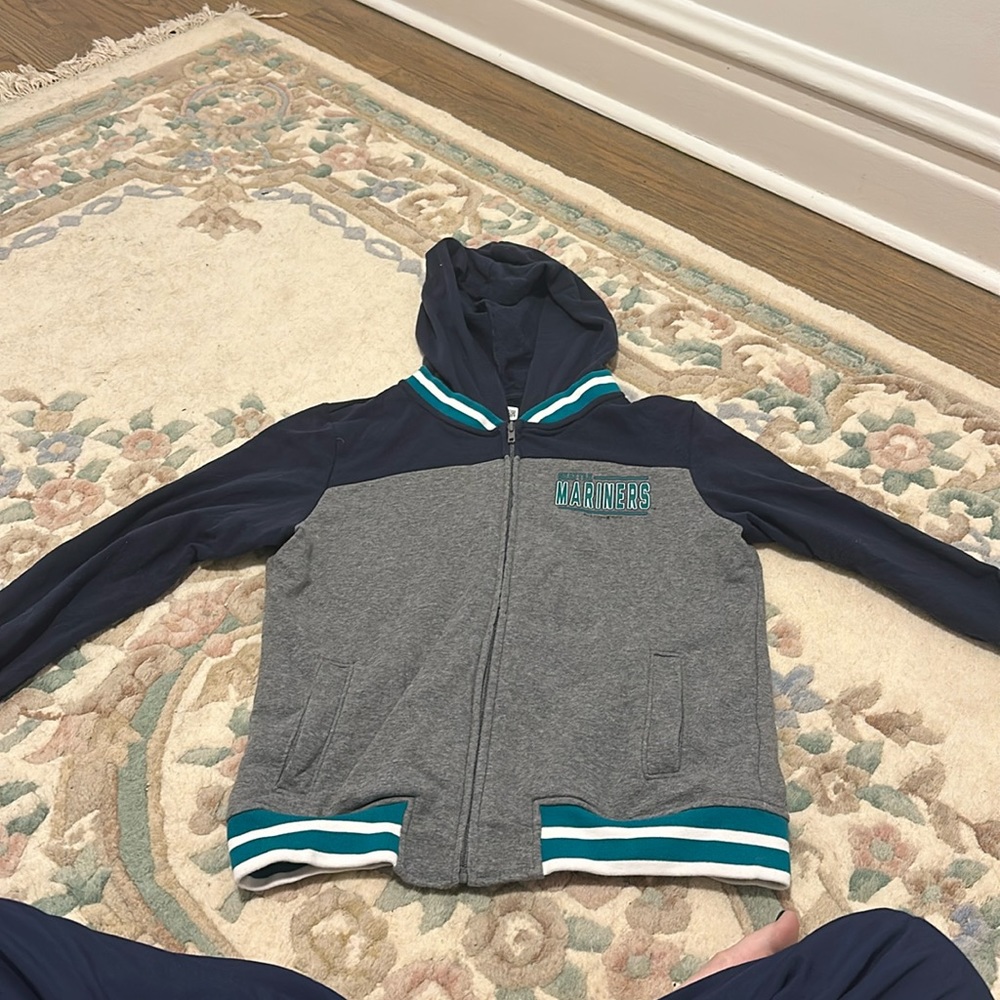 Women’s Seattle mariners sweatshirt